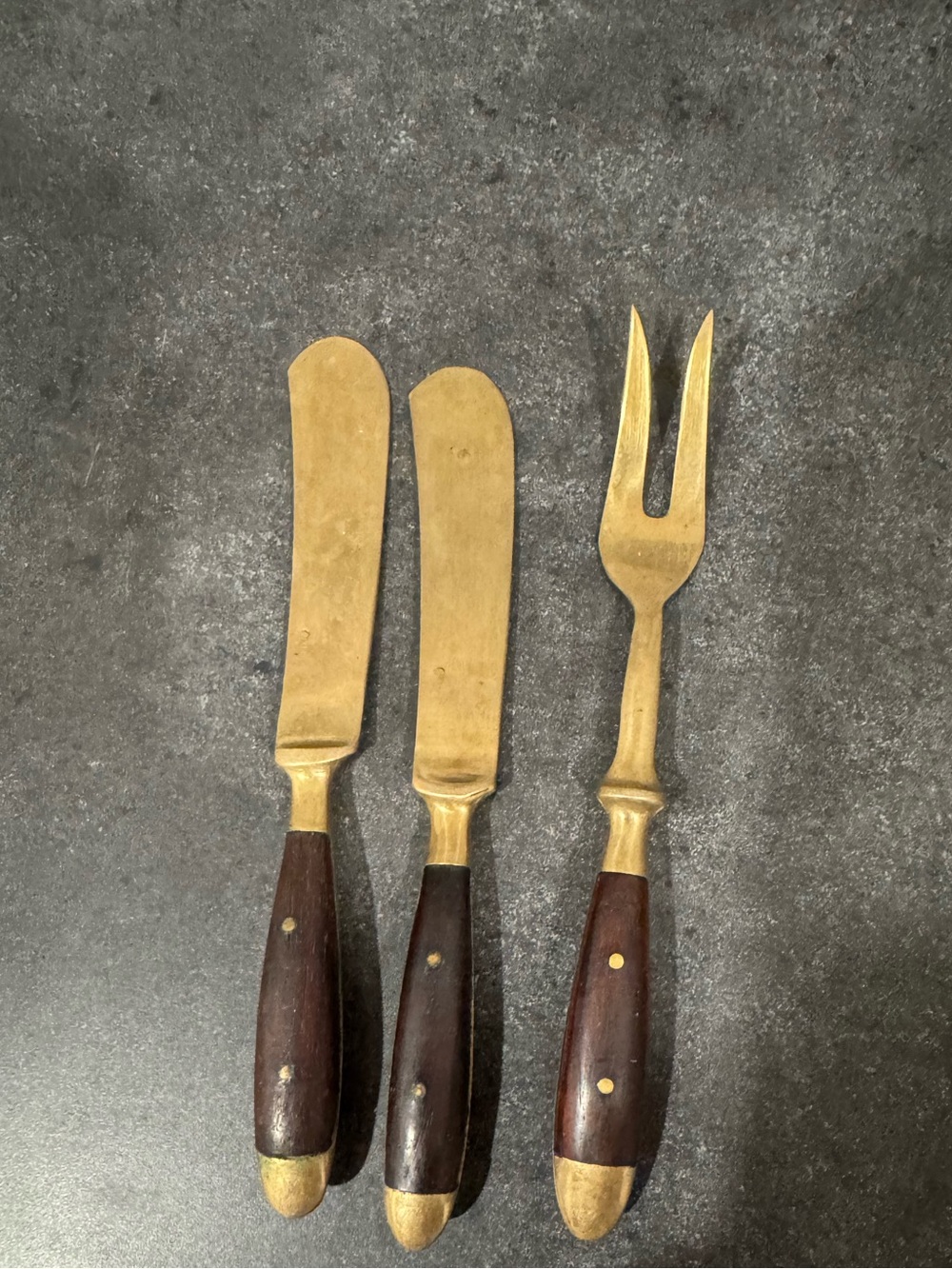 Vintage-Style Brass and Teak wood spreaders and cocktail fork Thailand - Brown
